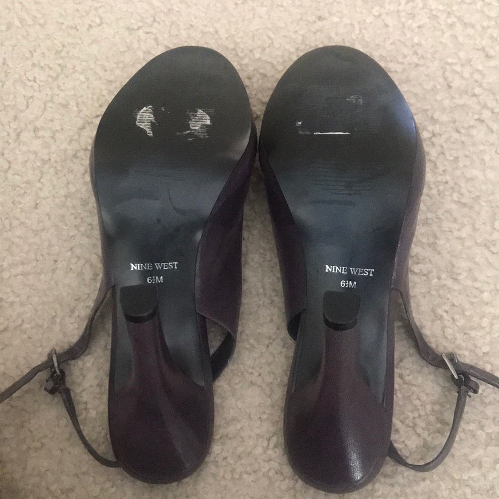 Shoes - Picture 4 of 4
